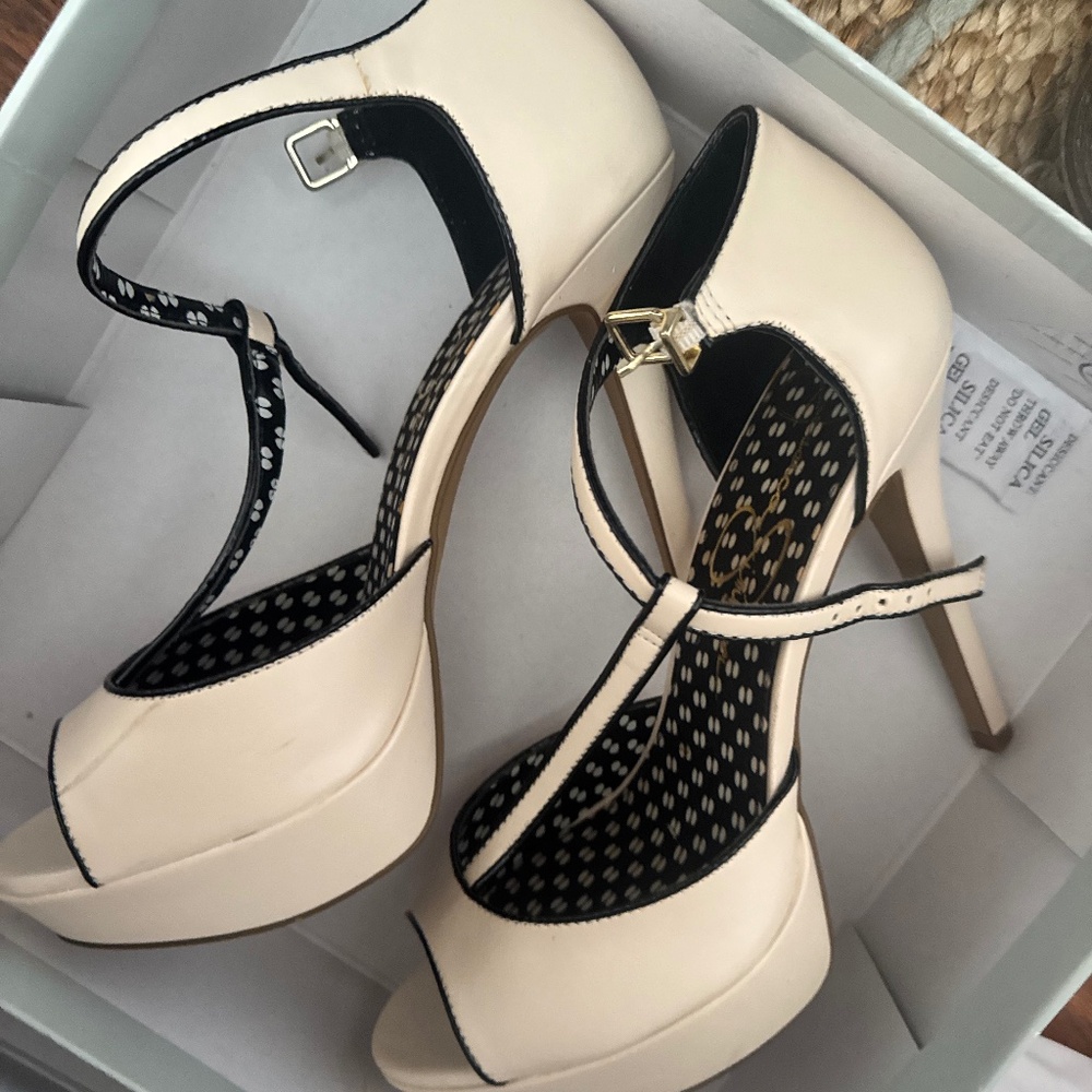 Jessica Simpson Chic Cream High Heels